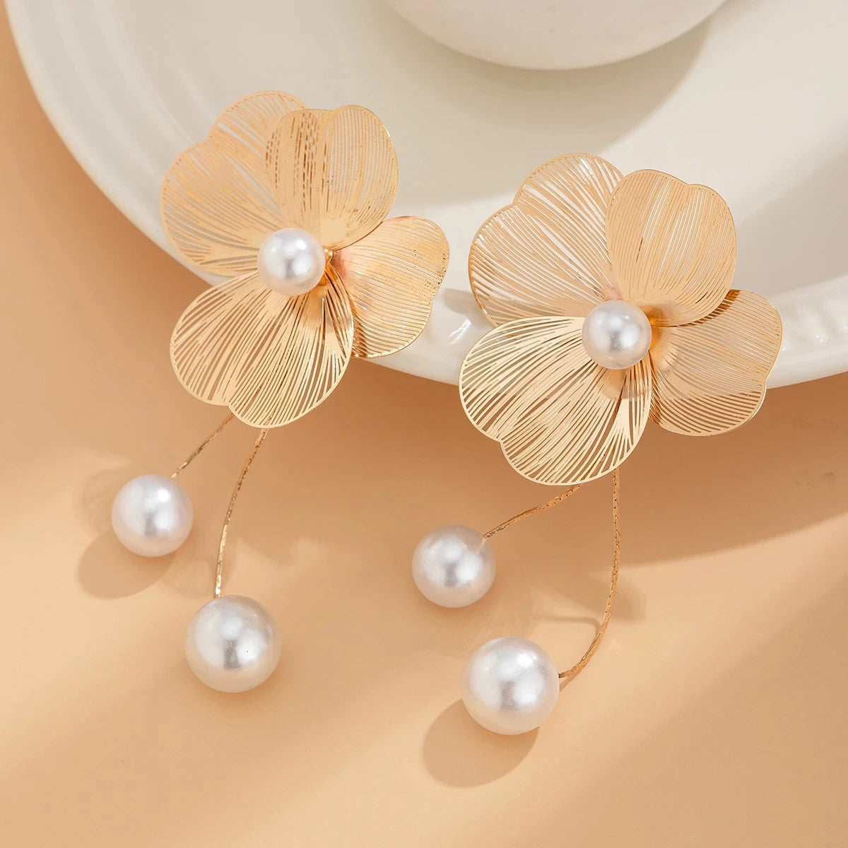 Romantic Flower Petal Long Tassel Drop Earrings for Women  Trend Imitation Pearl