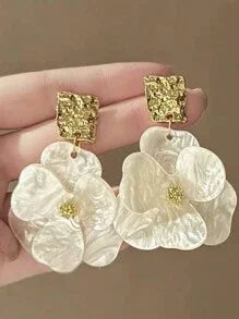 Romantic Flower Petal Long Tassel Drop Earrings for Women  Trend Imitation Pearl